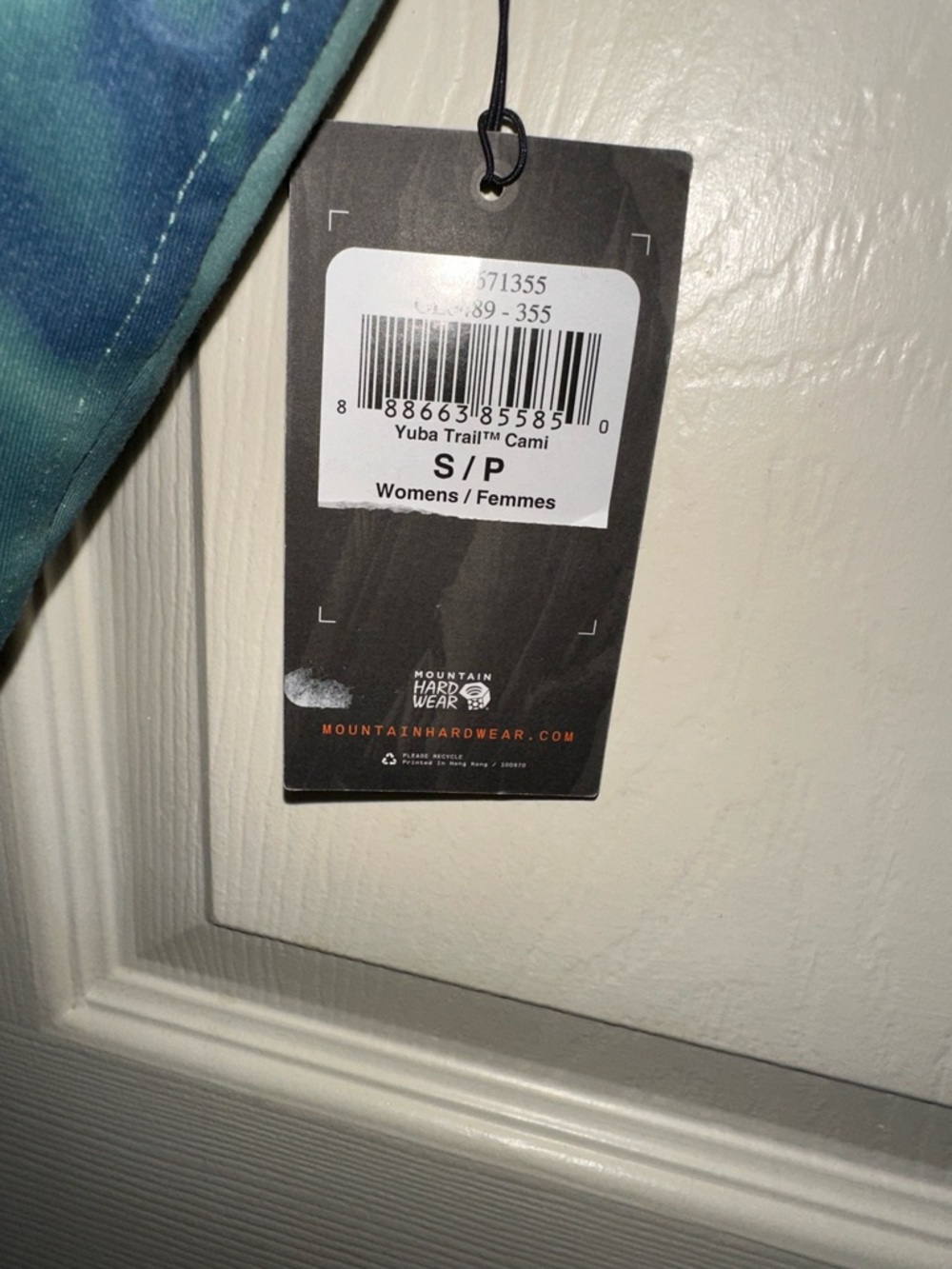 Mountain Hardware Yuba trail cami Tie-Dye sports Bra Blue Green S NWT - Picture 2 of 6